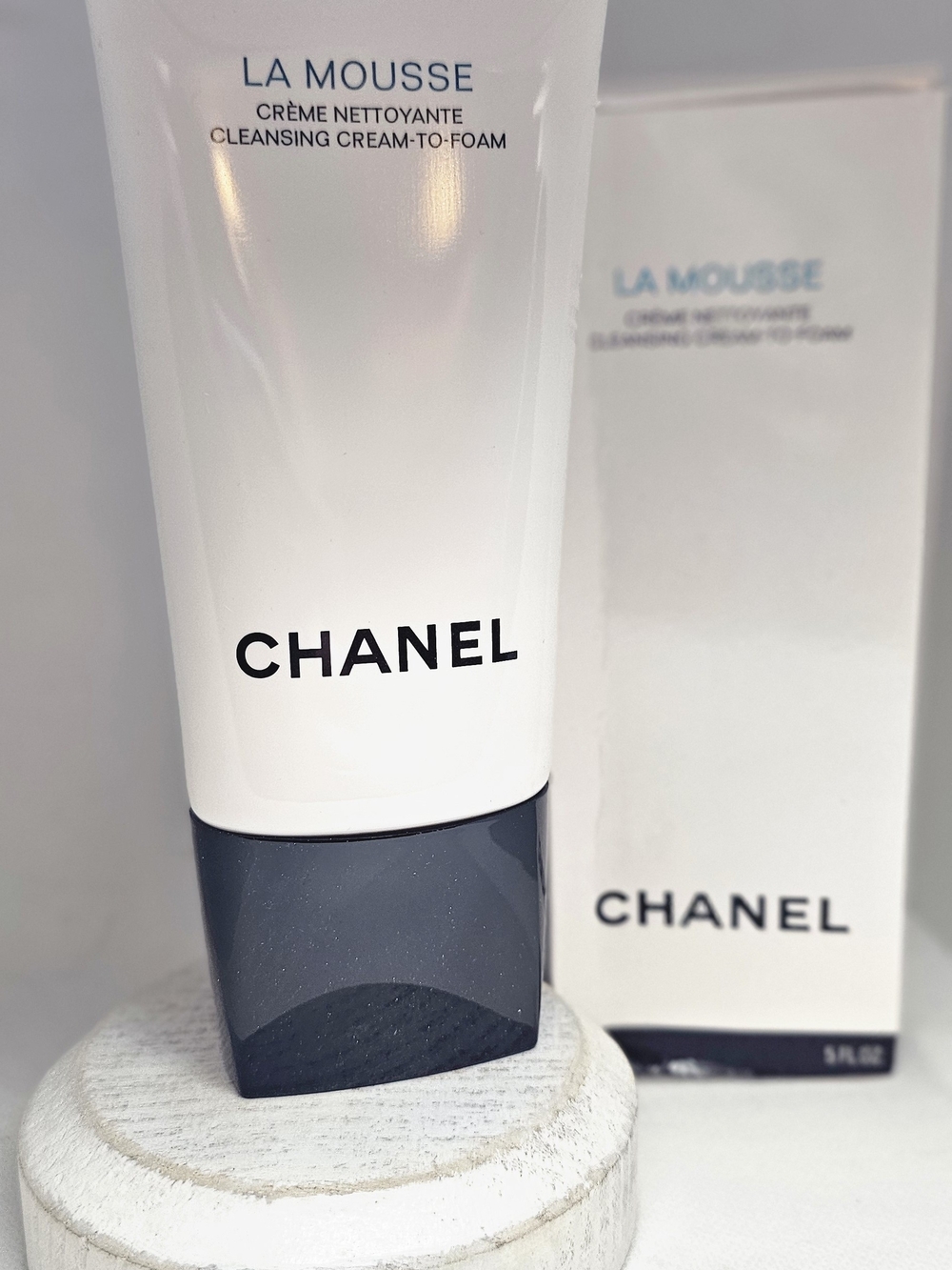 CHANEL La Mousse Cleansing Cream-to-Foam With Box